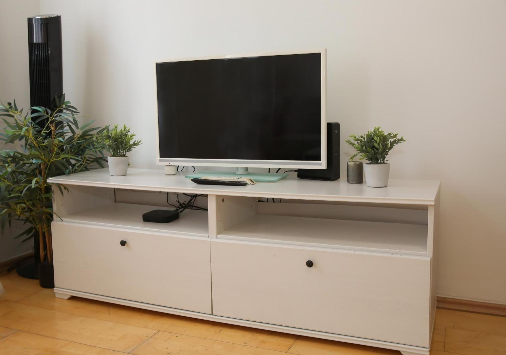 Downtown Bliss Modern Retreat With Free Parking And Fast Internet 600 Mbits Apartamento *